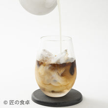 画像をギャラリービューアに読み込む, 塩コーヒーベース「青蜂」