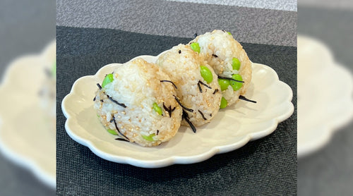 枝豆としらすと塩昆布のおにぎり