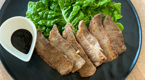 厚切り肉のソテー