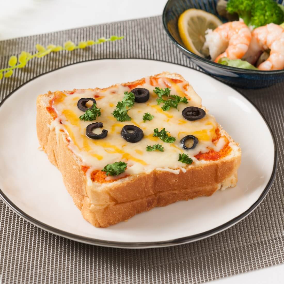 [Room Temperature Delivery] Premium Salted Bread
