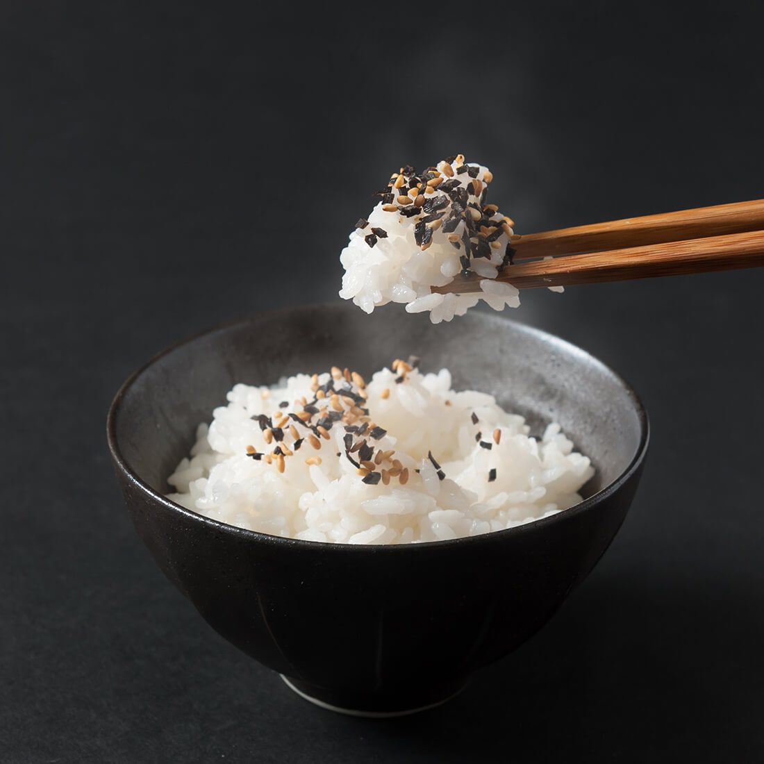 A luxurious set of five items: salted kelp, sesame salted kelp, simmered kelp, black sesame salt, and sansho pepper kelp.