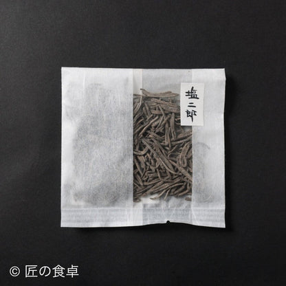 [2025 New Harvest] Sweet and delicious "Hinohikari" rice 3kg + completely sun-dried saltSeihachi 】20g + Salted kelp, sesame salted kelp, simmered kelp, black sesame salt, sansho pepper kelp【Enjiro 】set