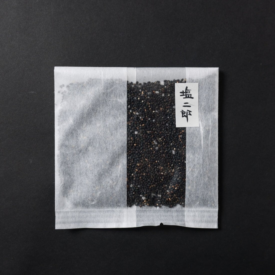 [2025 New Harvest] Sweet and delicious "Hinohikari" rice 3kg + completely sun-dried saltSeihachi 】20g + Salted kelp, sesame salted kelp, simmered kelp, black sesame salt, sansho pepper kelp【Enjiro 】set